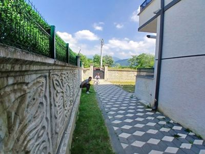 Yeni Mahalle'de MYO ve Jandarmaya yakın konumda satılık daire — fotoğraf 4