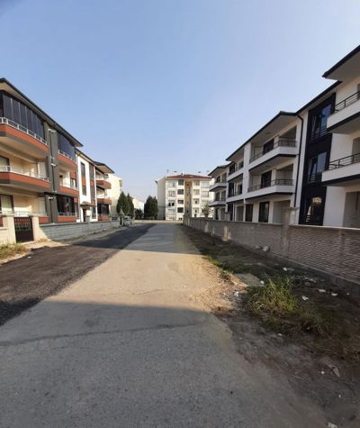 AKYAZI ÖMERCİKLER MAHALLESİ'NDE 3+1 GENİŞ DAİRE — fotoğraf 25