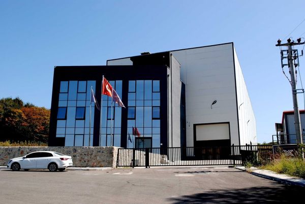 DÜZCE GÖLYAKA DA SATILIK FABRİKA
